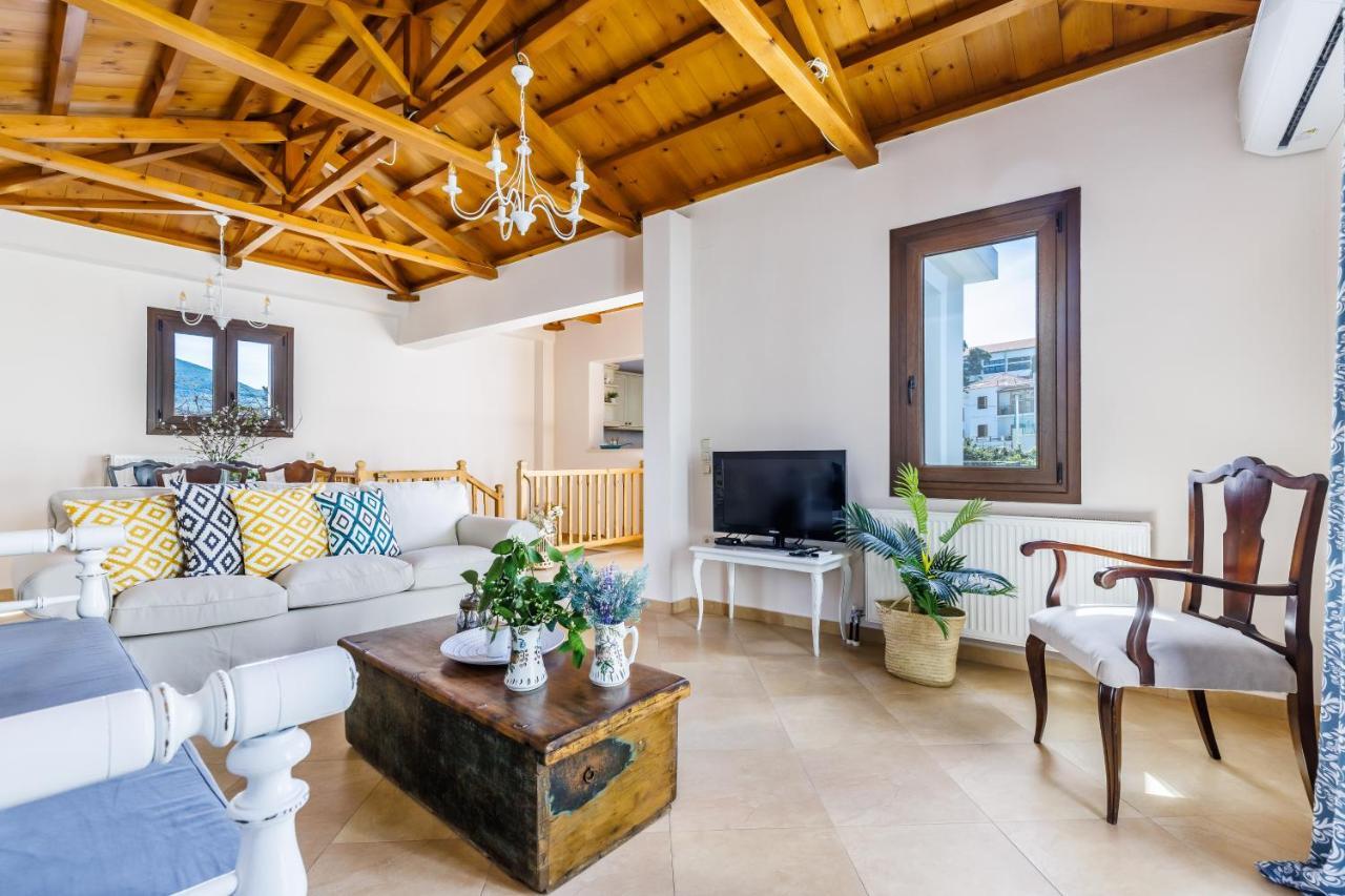 Petradi Town Apartment Skopelos Zewnętrze zdjęcie